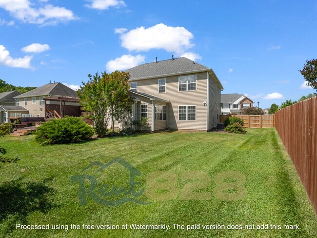 Building Photo - 243 Wildbriar Rd
