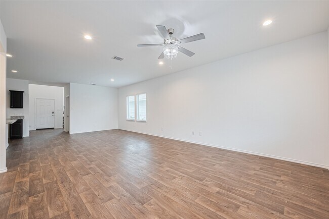 Building Photo - 12518 Pelican Bay Dr