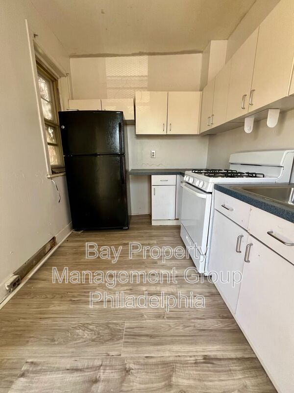 Building Photo - 1500 N Frazier St