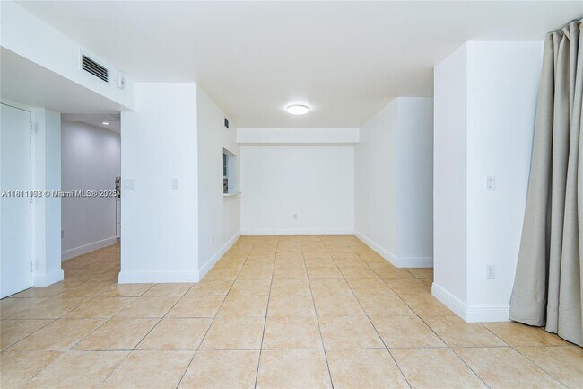 Building Photo - 11750 SW 18th St