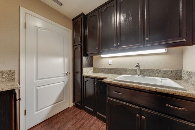 Building Photo - Stunning Folsom Split-Level Home with Pool & 3-Car Garage in Quiet Cul-De-Sac