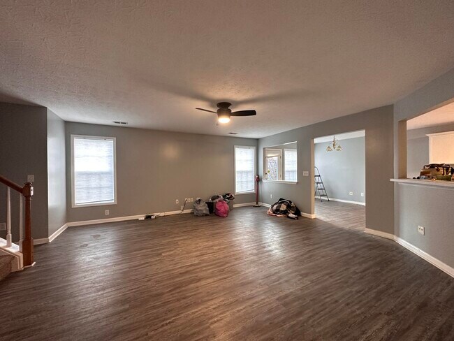 Building Photo - 508 Newbury Way