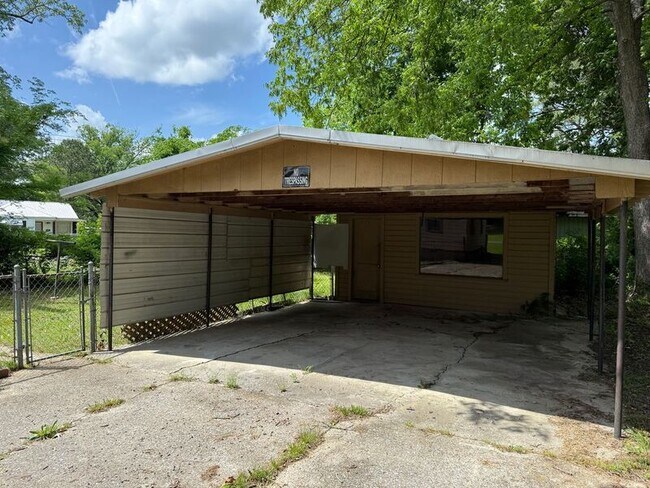 Building Photo - 3611 Georgia Ave