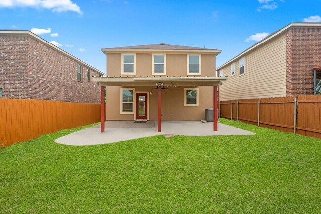 Building Photo - 10909 Helms Deep Dr
