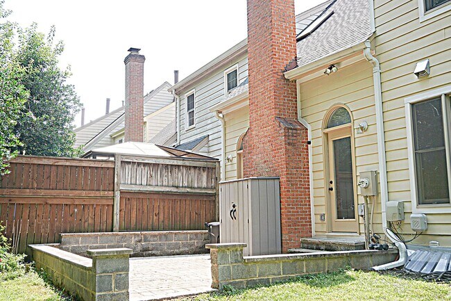 Building Photo - 12117 Gatewater Dr