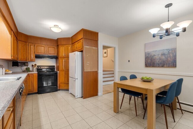 Building Photo - 61 Sevland Rd