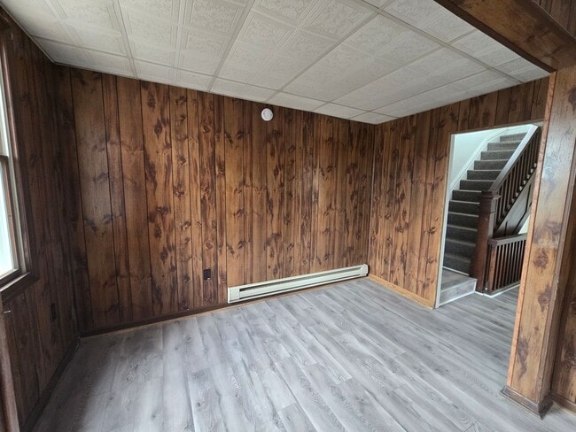 Building Photo - 36 Gaskill Ave