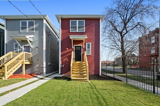 Building Photo - 6556 S Evans Ave
