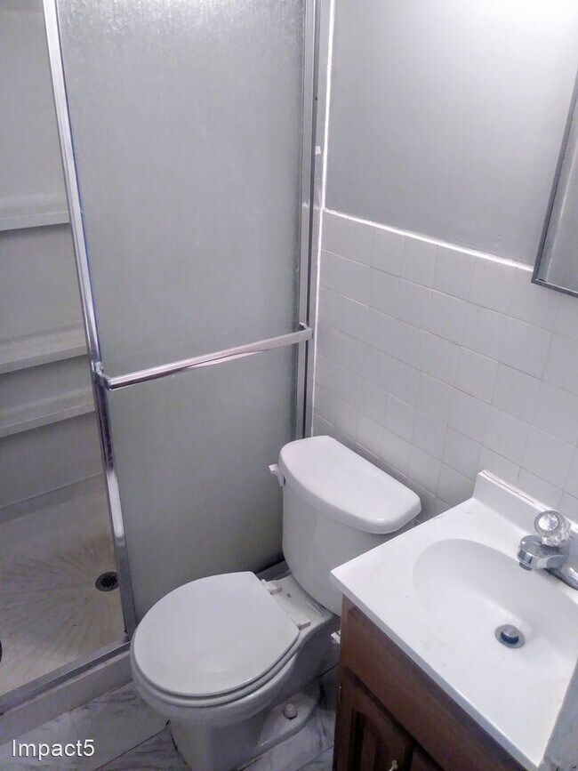 Building Photo - 1 br, 1 bath House - 4070 Schiller Place