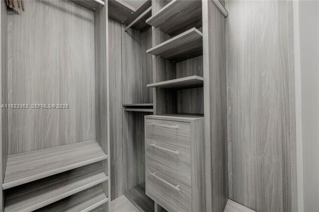 Building Photo - 1300 S Miami Ave