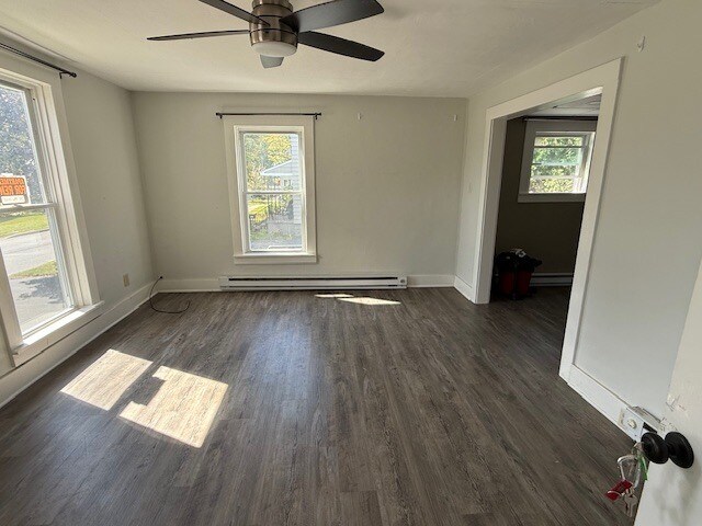 Building Photo - 124 Aubrey Ave