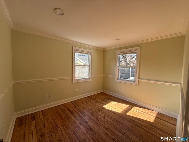 Building Photo - 46 Prudence Dr