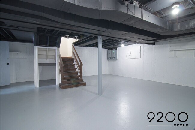 Building Photo - 7240 Balson Ave