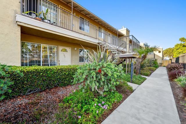 Building Photo - 4775 Seminole Dr