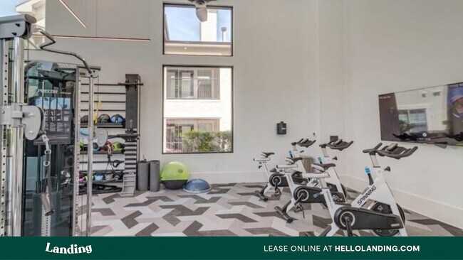 Building Photo - 420 W Slaughter Ln