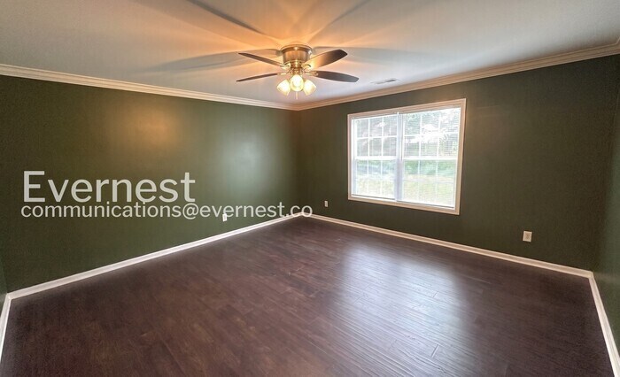 Building Photo - 112 Grey Mare St