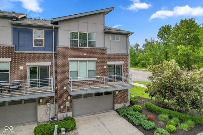Building Photo - 13093 Grand Vue Dr