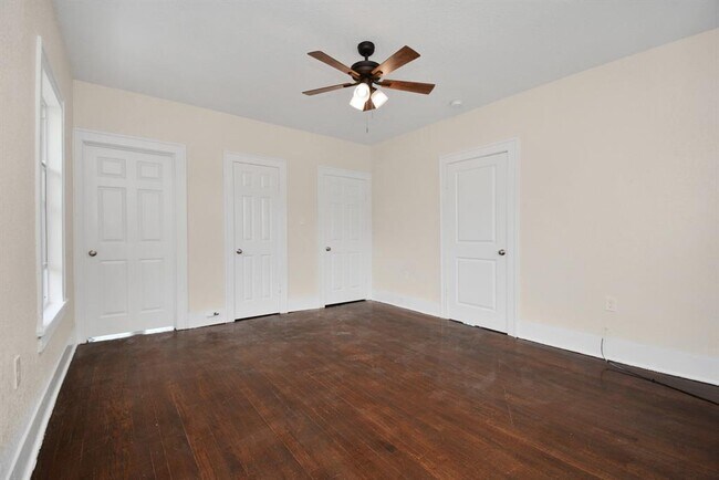 Building Photo - 2622 Rosedale St