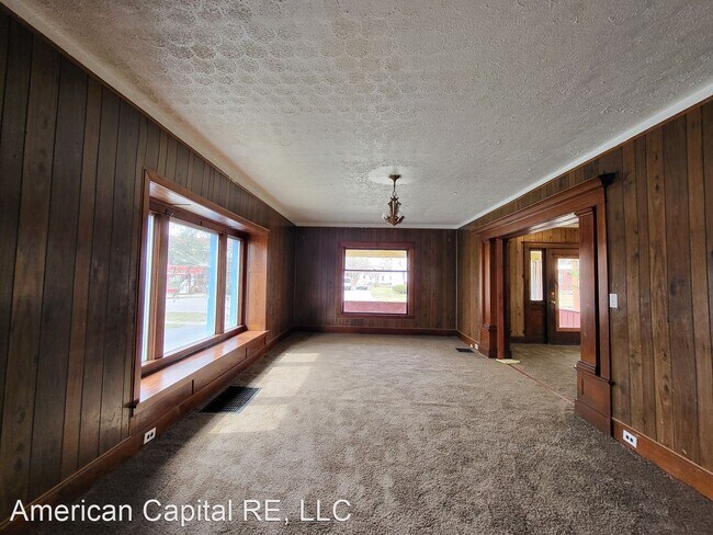 Building Photo - 5 br, 1.5 bath House - 647 Pennsylvania Ave