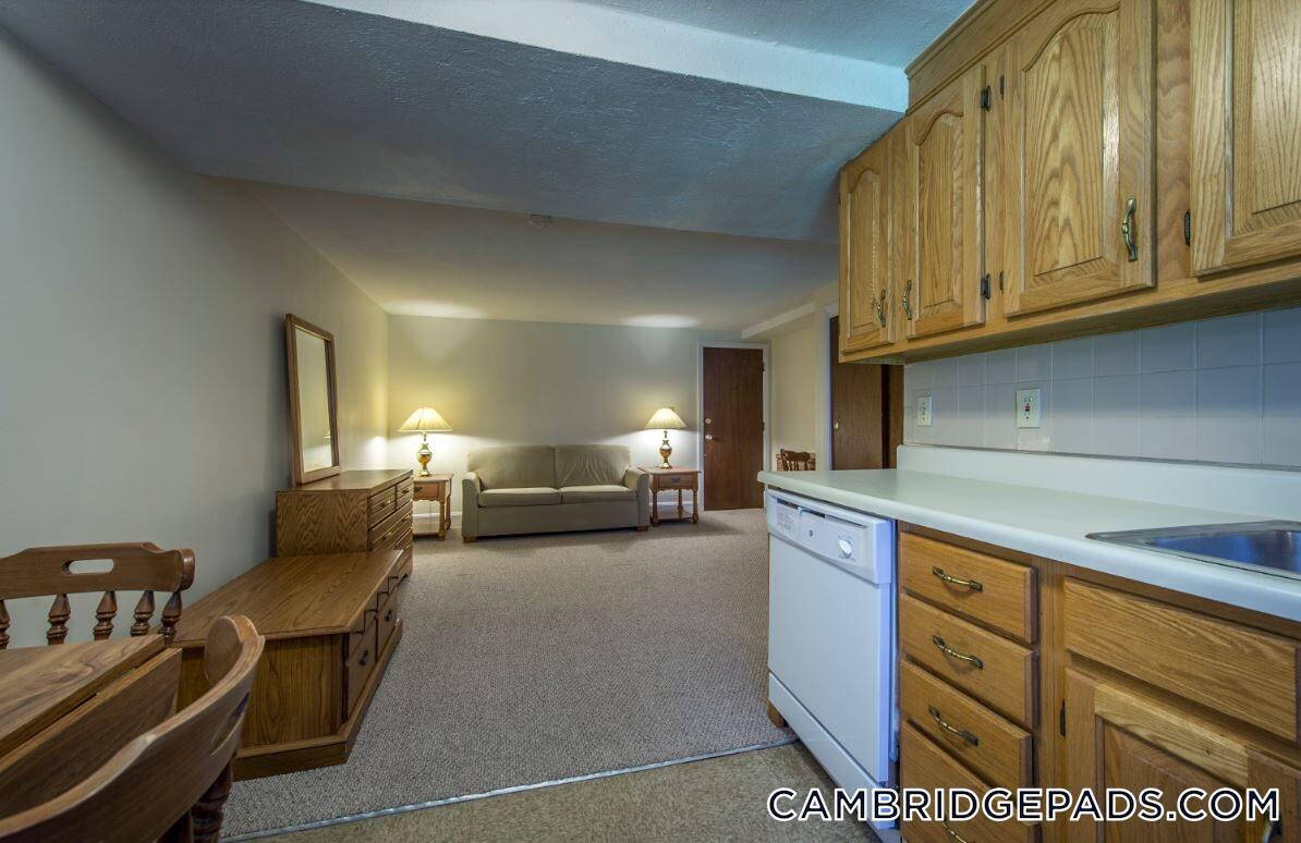 Building Photo - 9 Chester St