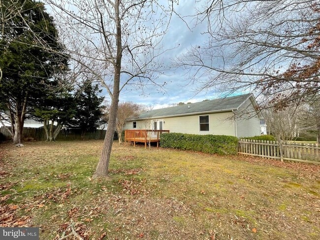 Building Photo - 20847 Sandstone St