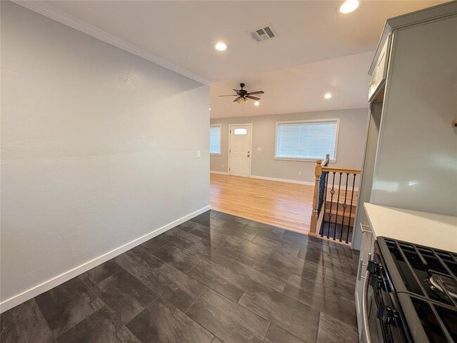 Building Photo - 509 S 3rd St