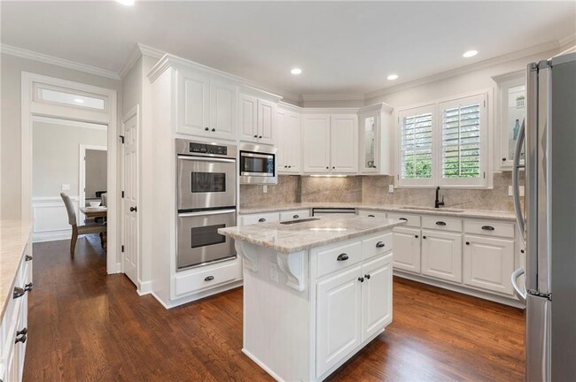 Building Photo - 6005 Oakbury Ln