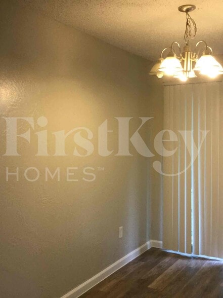 Building Photo - 3900 Brookgate Ct