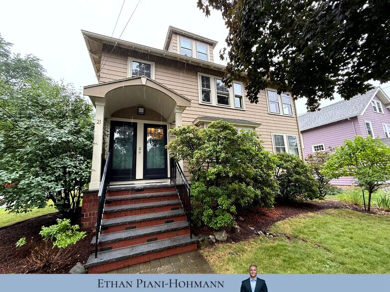 Primary Photo - 19 Stearns Rd