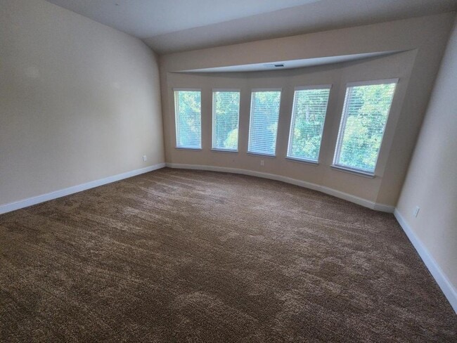 Building Photo - 2740 Blake Towers Ln