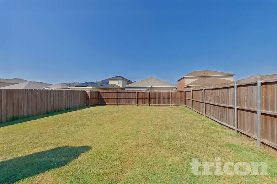 Building Photo - 2611 Frederick St