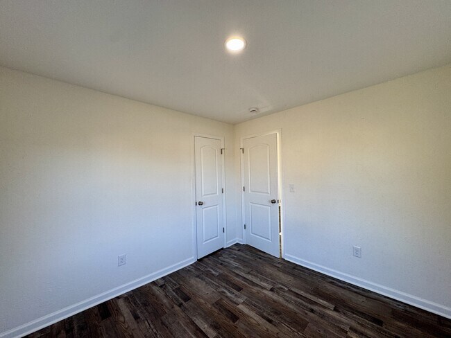 Building Photo - 6173 Unitia Rd