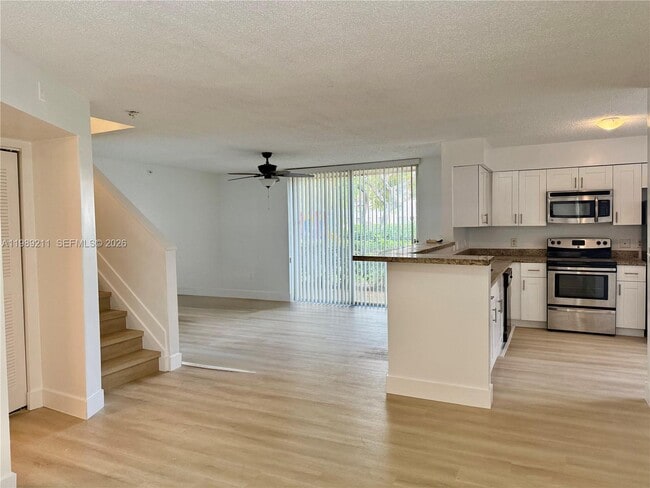 Building Photo - 12142 St.Andrews Pl