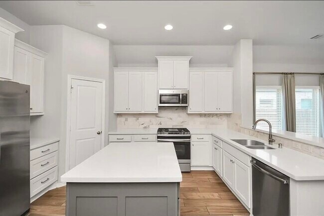 Building Photo - 12046 Texas Trumpet Trail