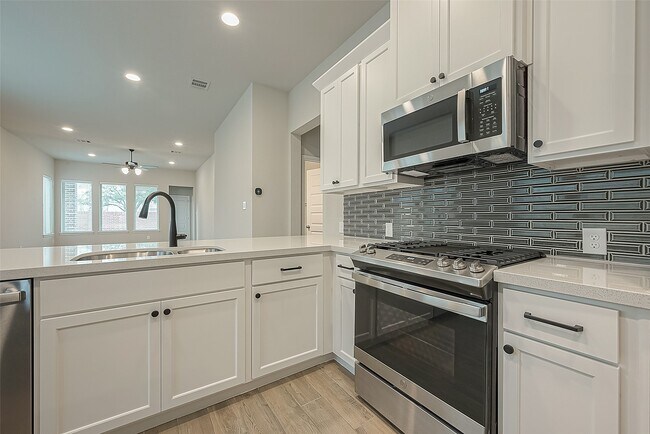 Building Photo - 4243 Colony Ln