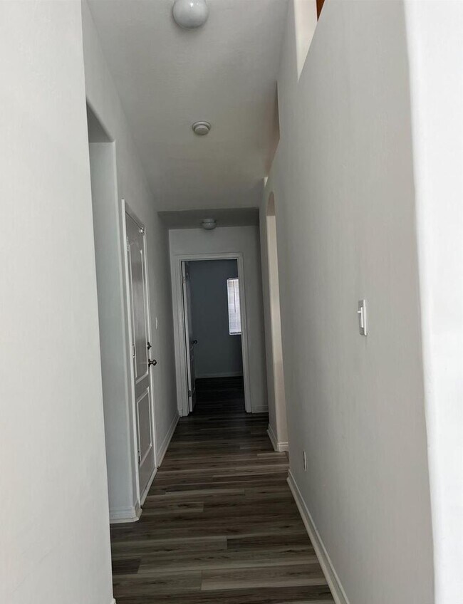 Building Photo - 2509 Drifts Dr