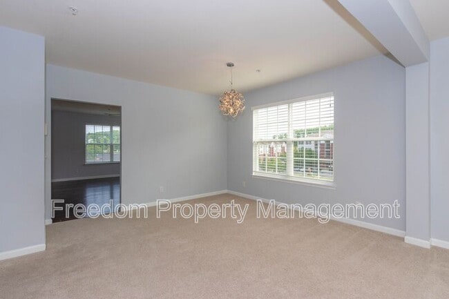 Building Photo - 17002 Beveridge Dr