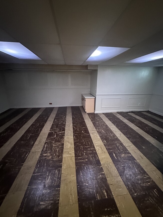 Building Photo - 1240 Avondale Rd