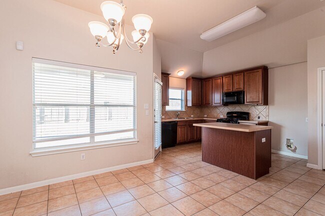 Building Photo - 4505 Hees Ct