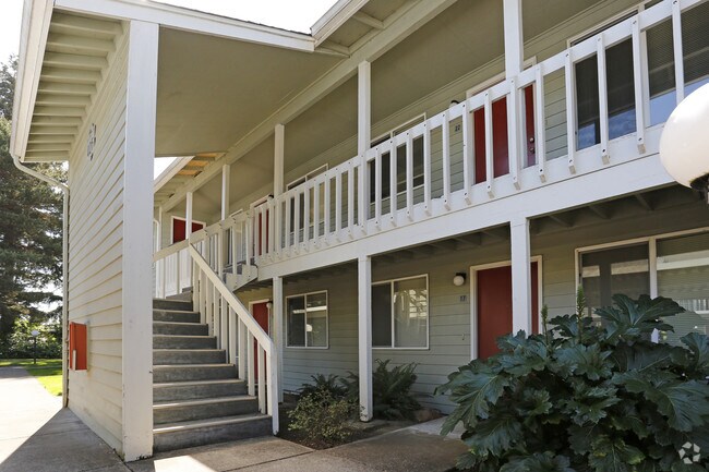 Primary Photo - Summit View