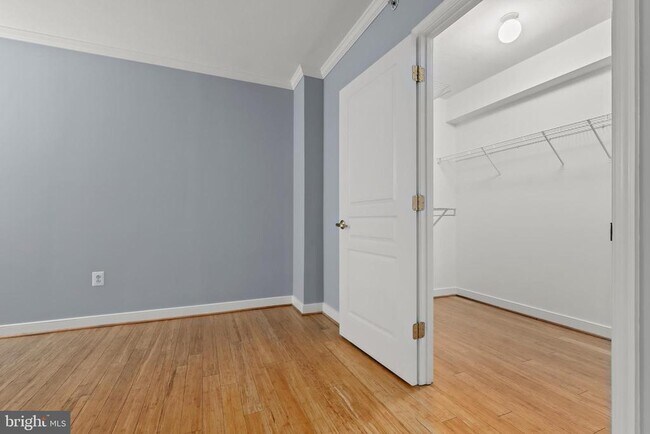 Building Photo - 631 D St NW