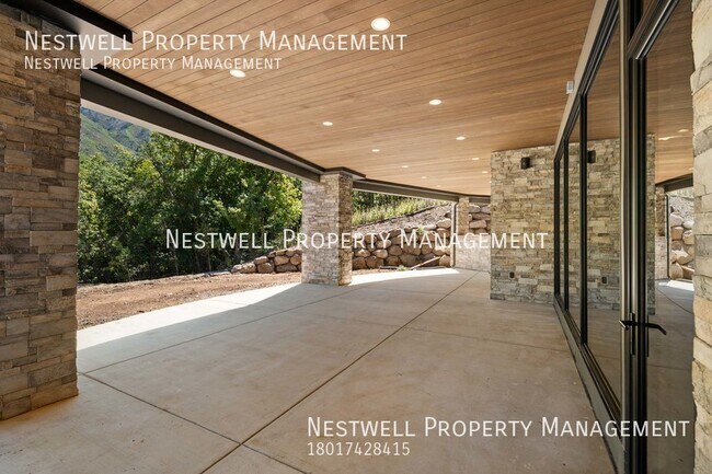 Building Photo - Brand New Luxury Home in Woodland Hills