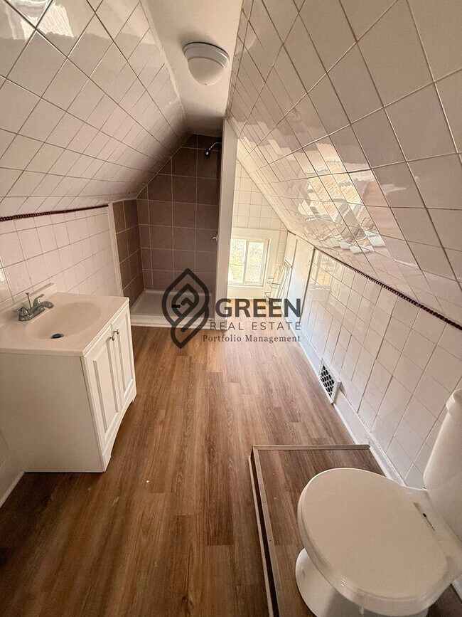 Building Photo - 641-645 N Indiana Ave