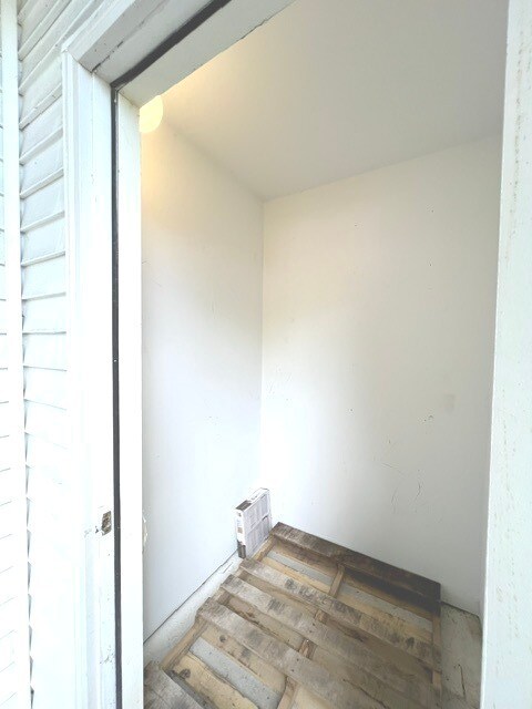 Building Photo - 1363 Cunat Ct