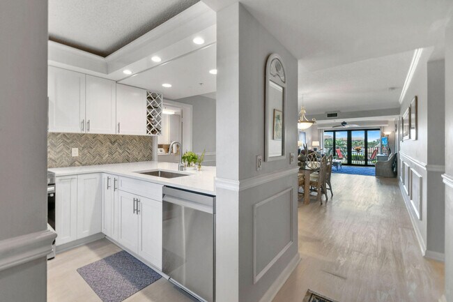 Building Photo - 601 Seafarer Cir