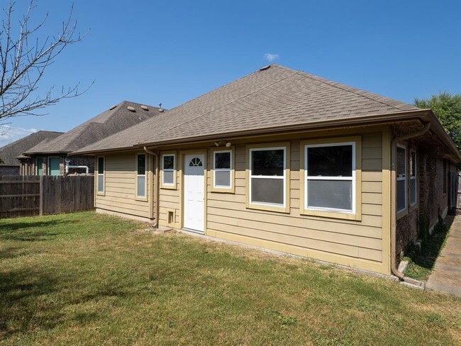 Building Photo - 9509 Sydney Marilyn Ln