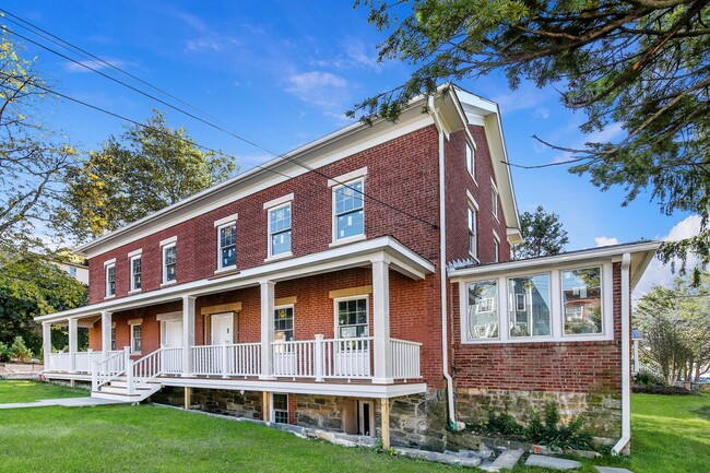 Building Photo - 32-34 Washington Avenue - Unit 2