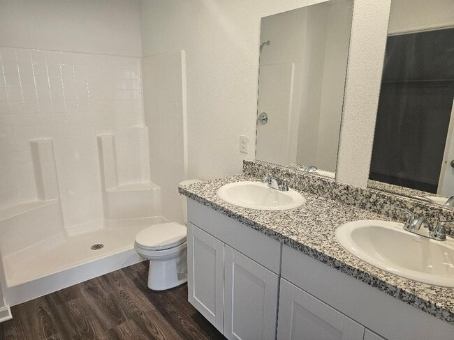 Building Photo - 1724 Diablo Dr