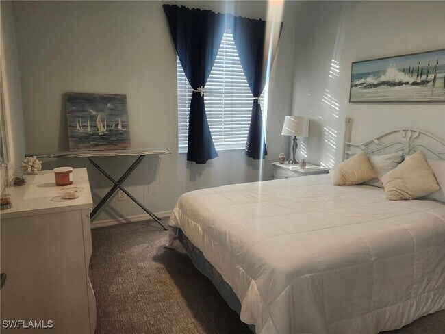 Building Photo - 640 Lalique Cir