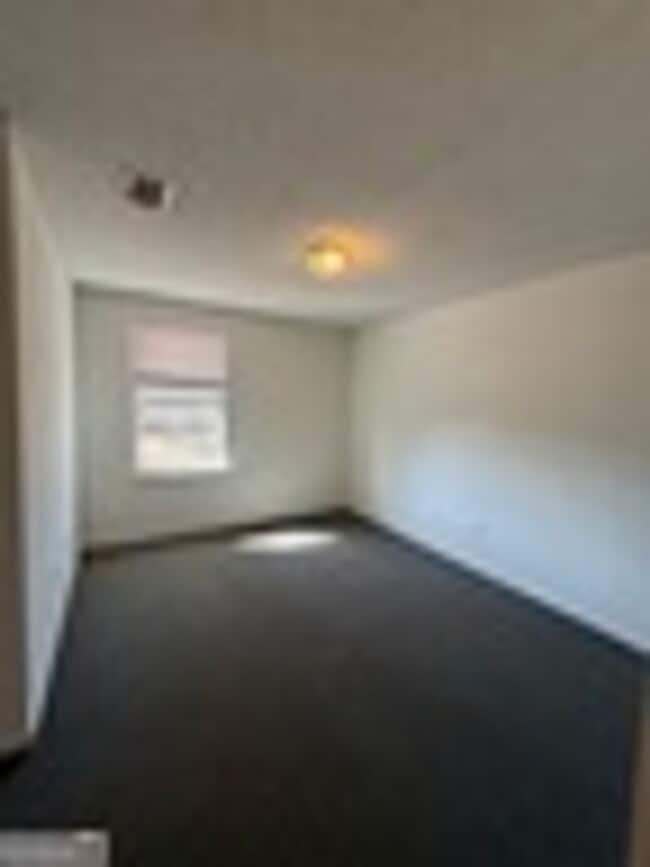 Building Photo - 303 Madison Ave